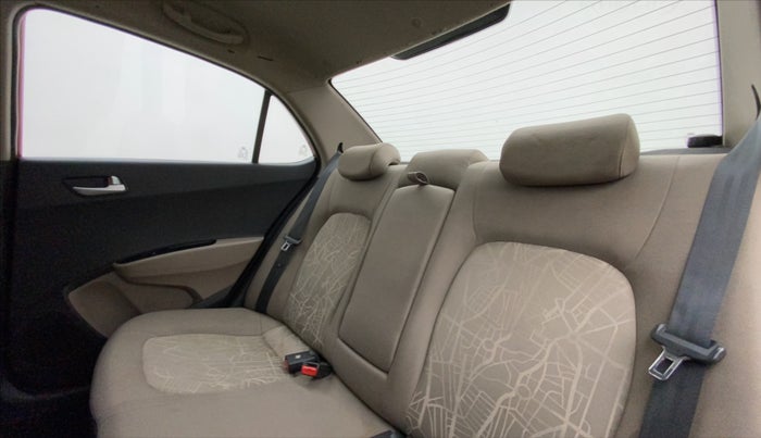 2017 Hyundai Xcent SX 1.2 CRDI, Diesel, Manual, 88,880 km, Right Side Rear Door Cabin