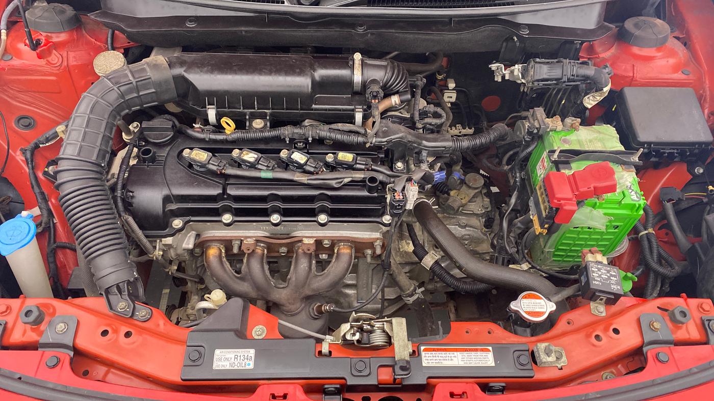 2019 Maruti Swift VXI D, Petrol, Manual, 53,648 km, Open Bonet