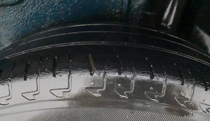 2018 Maruti IGNIS ZETA 1.2, Petrol, Manual, 43,182 km, Left Rear Tyre Tread