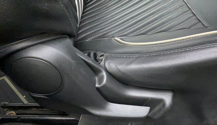 2018 Maruti IGNIS ZETA 1.2, Petrol, Manual, 43,182 km, Driver Side Adjustment Panel