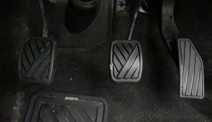 2018 Maruti IGNIS ZETA 1.2, Petrol, Manual, 43,182 km, Pedals