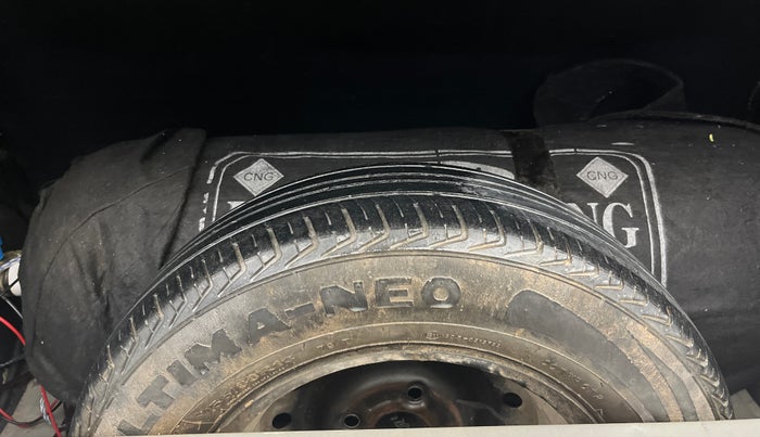 2020 Maruti New Wagon-R LXI 1.0, CNG, Manual, 23,630 km, Spare Tyre