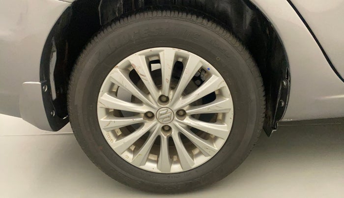 2015 Maruti Ciaz ZXI, Petrol, Manual, 85,633 km, Right Rear Wheel