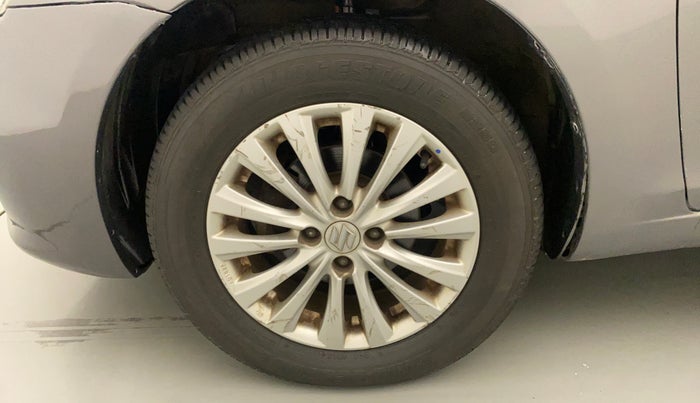 2015 Maruti Ciaz ZXI, Petrol, Manual, 85,633 km, Left Front Wheel