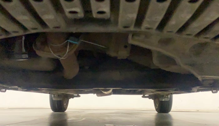 2015 Maruti Ciaz ZXI, Petrol, Manual, 85,633 km, Front Underbody