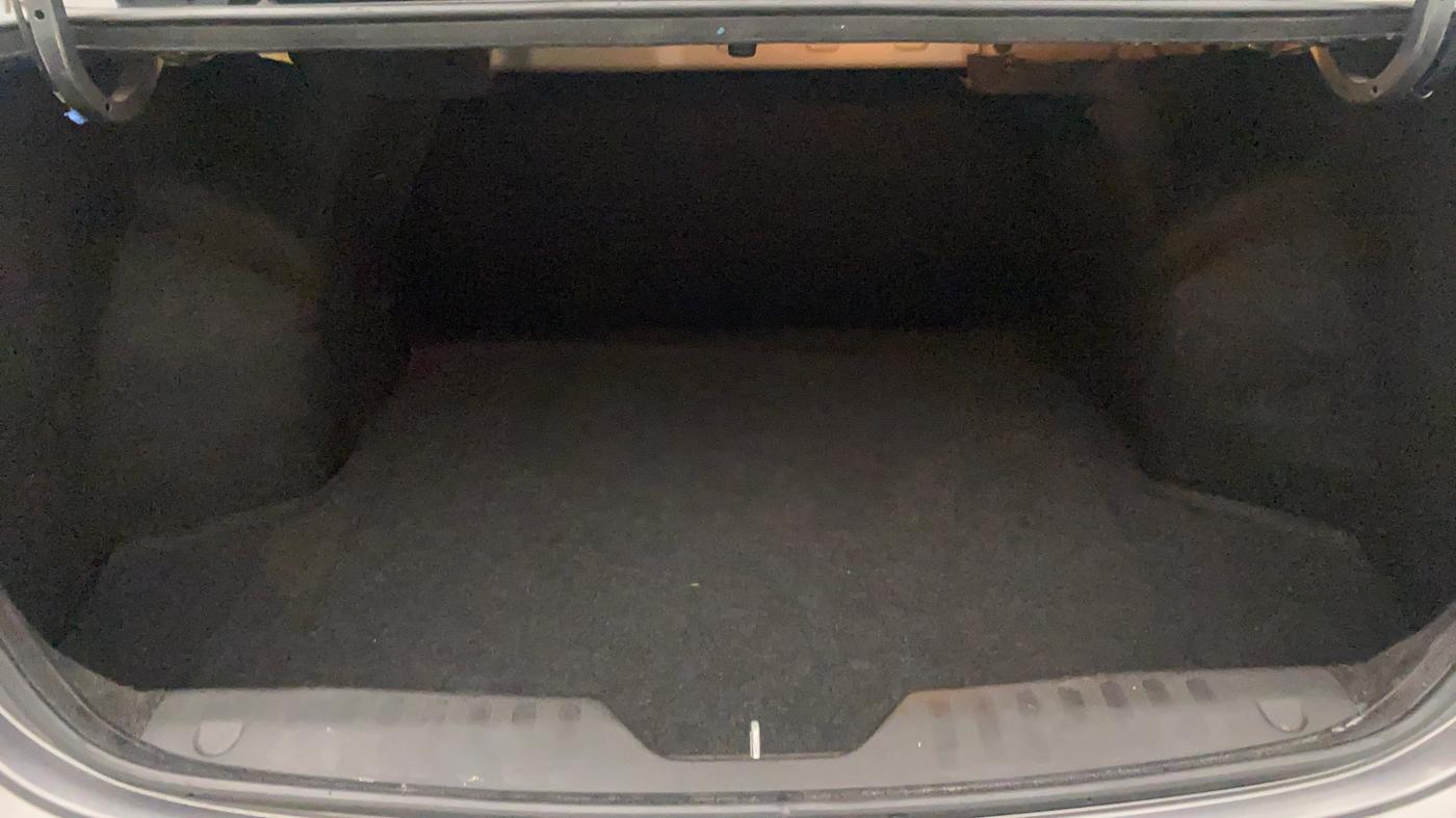 2015 Maruti Ciaz ZXI, Petrol, Manual, 85,633 km, Boot Inside