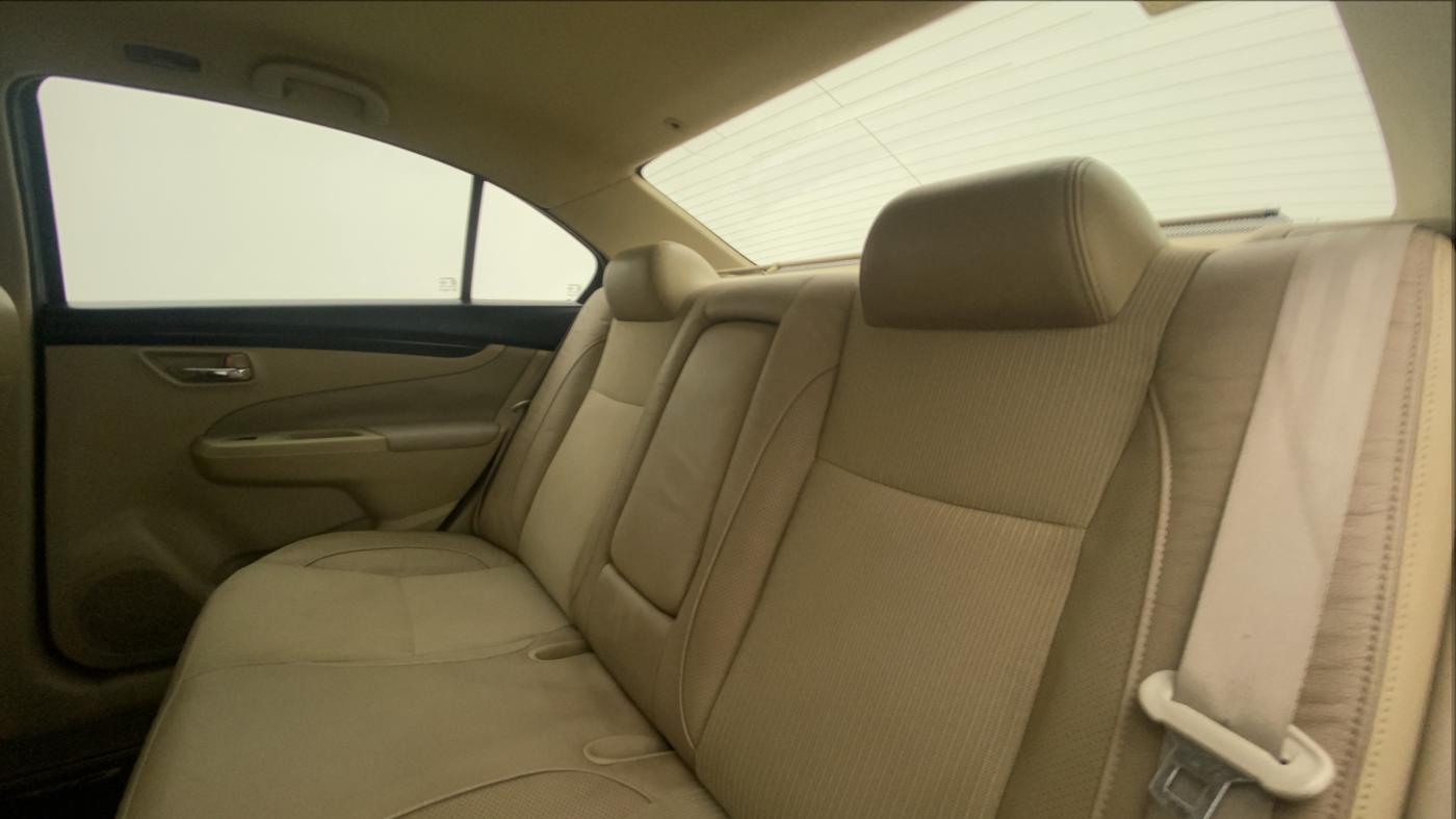 2015 Maruti Ciaz ZXI, Petrol, Manual, 85,633 km, Right Side Rear Door Cabin