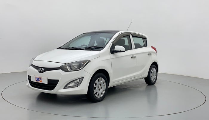 2014 Hyundai i20 MAGNA O 1.4 CRDI, Diesel, Manual, 93,715 km, Left Front Diagonal