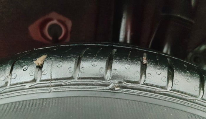 2014 Hyundai Elite i20 ASTA 1.2, Petrol, Manual, 90,891 km, Left Rear Tyre Tread