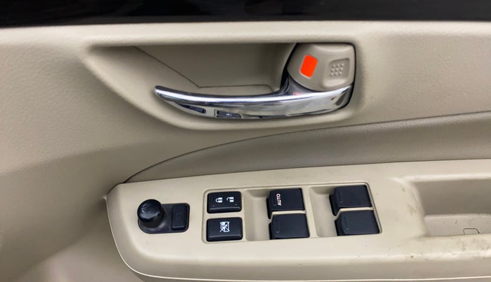 2018 Maruti Ciaz ZETA 1.4  AT PETROL, Petrol, Automatic, 46,800 km, Driver Side Door Panels Control