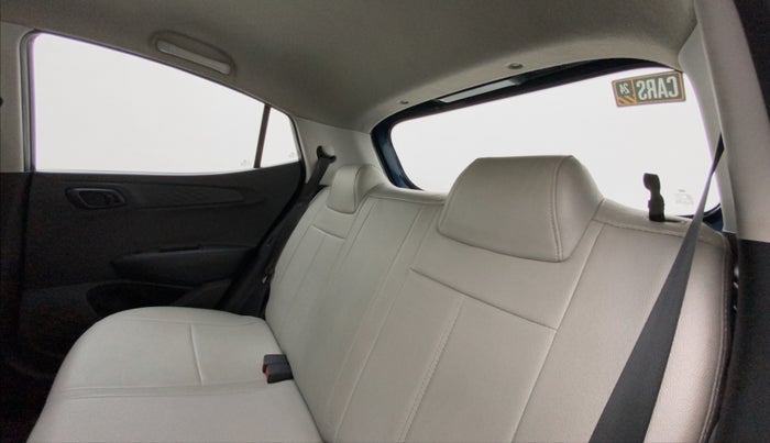 2022 Hyundai GRAND I10 NIOS MAGNA CORPORATE EDITION 1.2 KAPPA VTVT, Petrol, Manual, 40,038 km, Right Side Rear Door Cabin