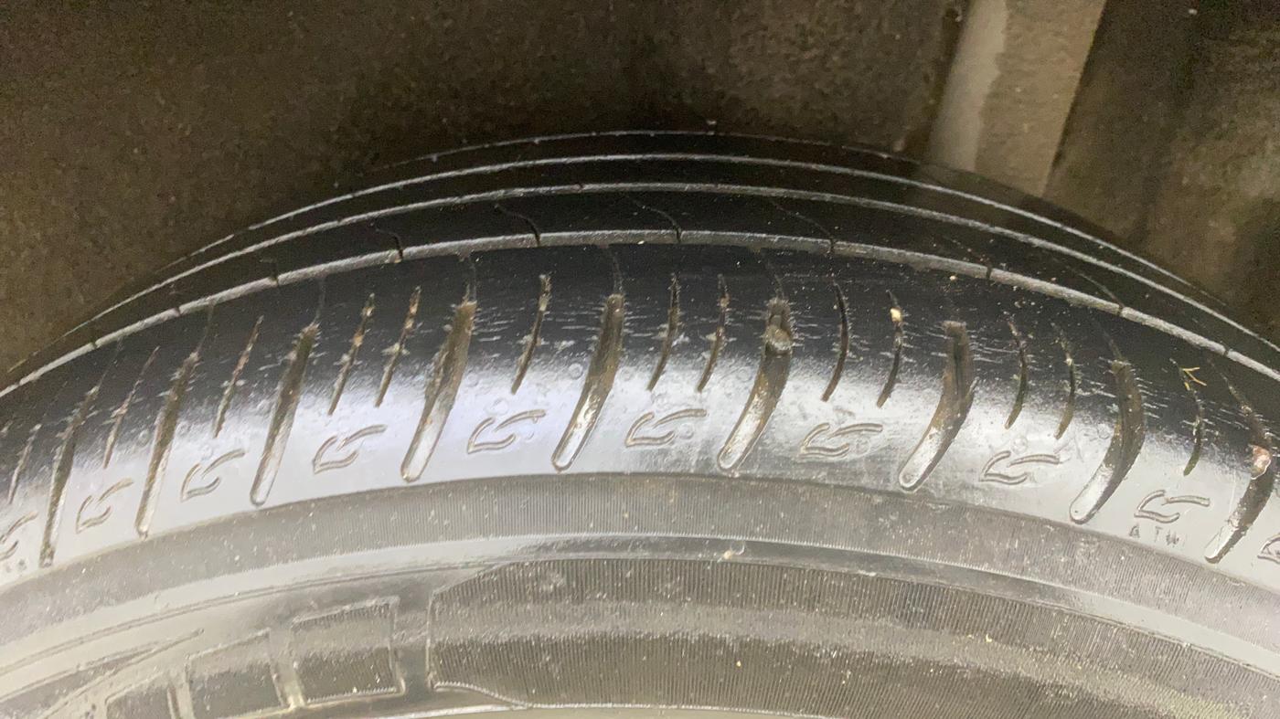 2018 Maruti Vitara Brezza ZDI PLUS AMT, Diesel, Automatic, 41,021 km, Left Rear Tyre Tread