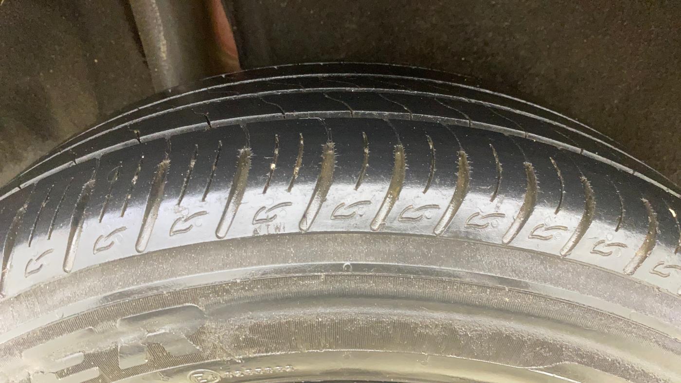 2018 Maruti Vitara Brezza ZDI PLUS AMT, Diesel, Automatic, 41,021 km, Right Rear Tyre Tread