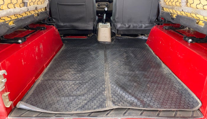 2018 Mahindra Thar CRDE 4X4 BS IV, Diesel, Manual, 19,767 km, Boot Inside