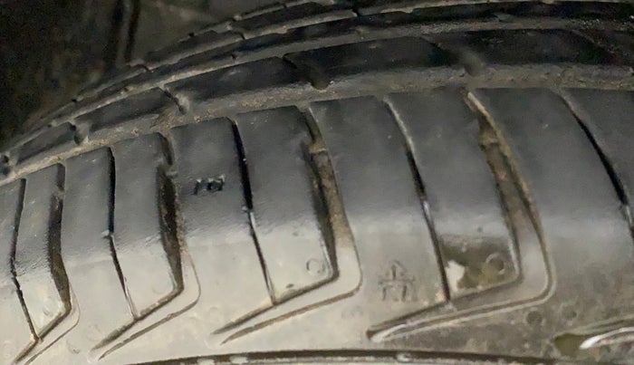 2022 Maruti New Wagon-R LXI 1.0, Petrol, Manual, 13,984 km, Left Front Tyre Tread