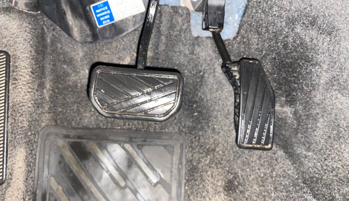 2018 Maruti Swift VXI AMT, Petrol, Automatic, 47,324 km, Pedals