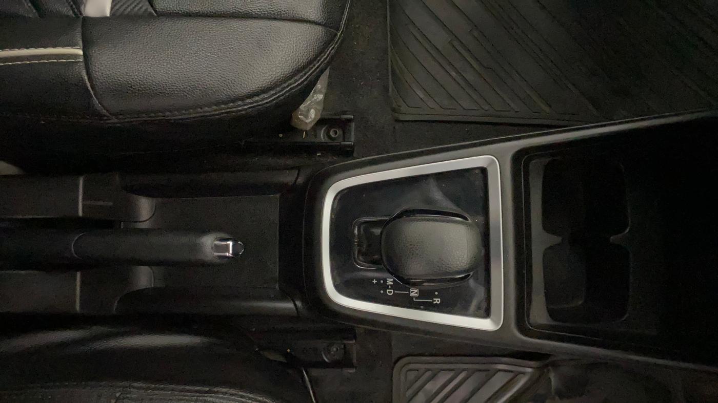 2018 Maruti Swift VXI AMT, Petrol, Automatic, 47,324 km, Gear Lever