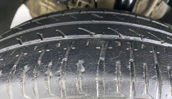 2019 Tata Tiago XT 1.2 REVOTRON, Petrol, Manual, 27,565 km, Left Front Tyre Tread