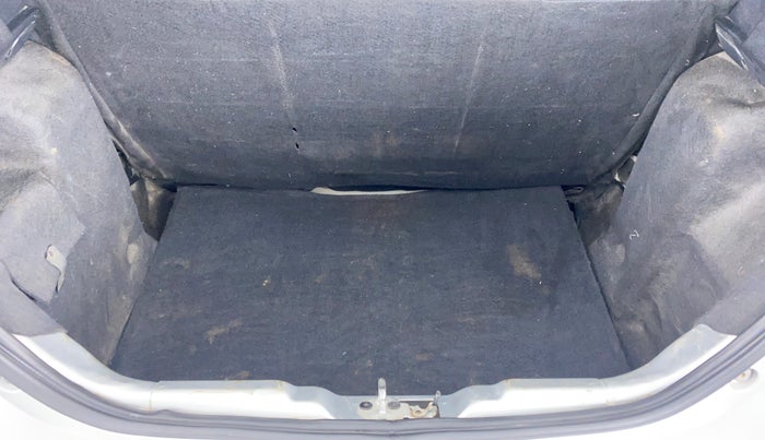 2019 Tata Tiago XT 1.2 REVOTRON, Petrol, Manual, 27,565 km, Boot Inside