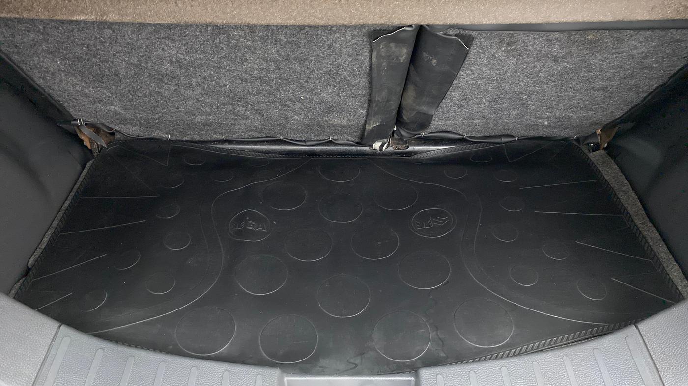 2012 Maruti Wagon R 1.0 LXI, Petrol, Manual, 14,305 km, Boot Inside