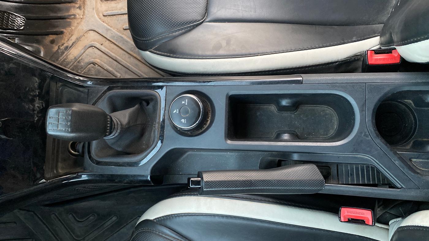 2024 Tata NEXON PURE 1.5 DIESEL, Diesel, Manual, 84,191 km, Gear Lever