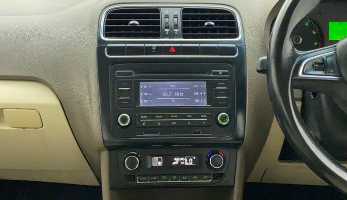 2014 Skoda Rapid ELEGANCE 1.6 MPI MT, Petrol, Manual, 37,341 km, Air Conditioner