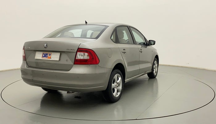 2014 Skoda Rapid ELEGANCE 1.6 MPI MT, Petrol, Manual, 37,341 km, Right Back Diagonal