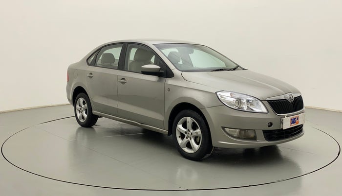 2014 Skoda Rapid ELEGANCE 1.6 MPI MT, Petrol, Manual, 37,341 km, SRP