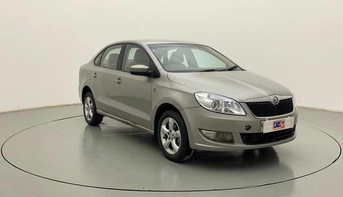 2014 Skoda Rapid ELEGANCE 1.6 MPI MT, Petrol, Manual, 37,341 km, Right Front Diagonal