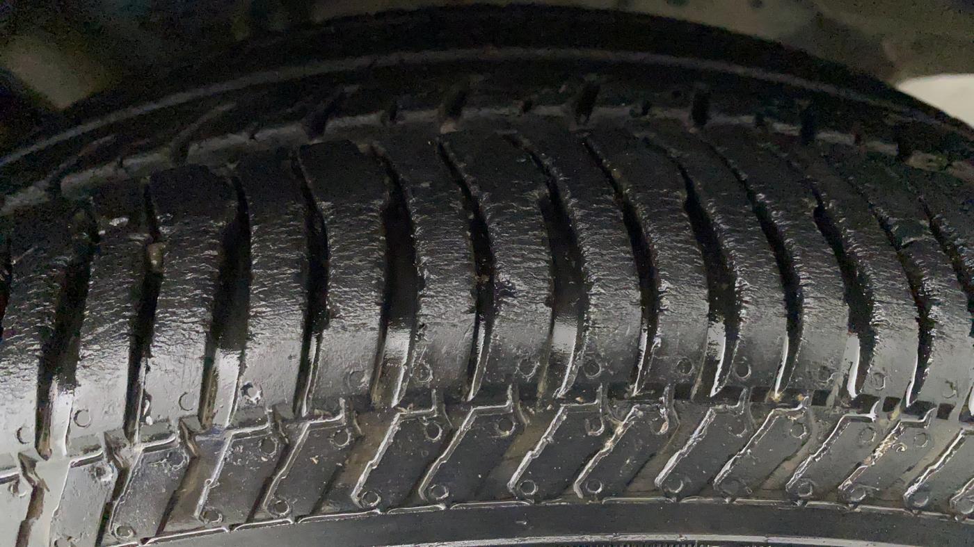 2017 Ford Ecosport TITANIUM + 1.5L PETROL AT, Petrol, Automatic, 41,454 km, Left Rear Tyre Tread