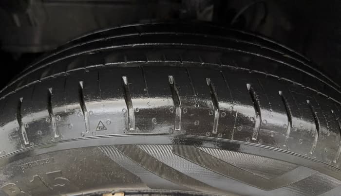 2021 Hyundai VENUE S 1.2, Petrol, Manual, 8,772 km, Left Front Tyre Tread