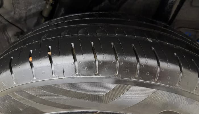2021 Hyundai VENUE S 1.2, Petrol, Manual, 8,772 km, Left Rear Tyre Tread