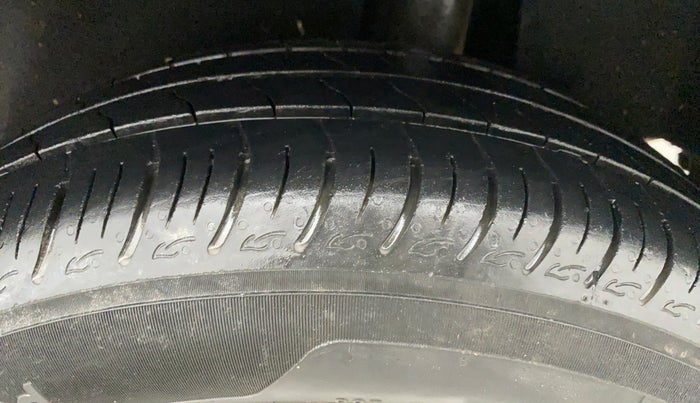 2020 Maruti Baleno DELTA CVT PETROL 1.2, Petrol, Automatic, 27,437 km, Left Rear Tyre Tread