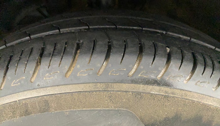 2020 Maruti Baleno DELTA CVT PETROL 1.2, Petrol, Automatic, 27,437 km, Left Front Tyre Tread