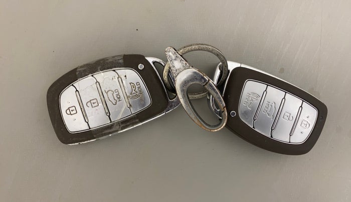 2019 Hyundai VENUE SX PLUS 1.0 TURBO DCT, Petrol, Automatic, 18,951 km, Key Close Up