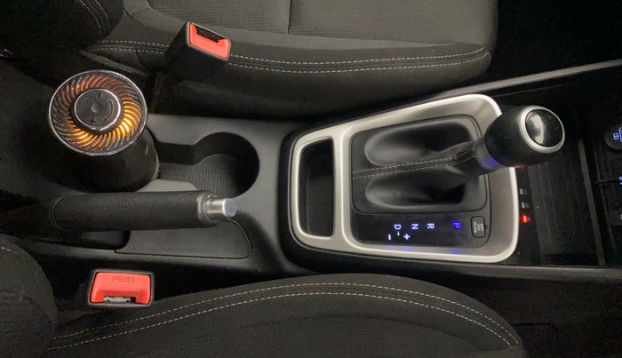 2019 Hyundai VENUE SX PLUS 1.0 TURBO DCT, Petrol, Automatic, 18,951 km, Gear Lever