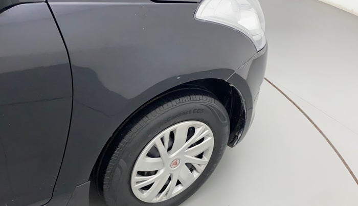2012 Maruti Swift VXI, Petrol, Manual, 42,605 km, Right fender - Minor scratches
