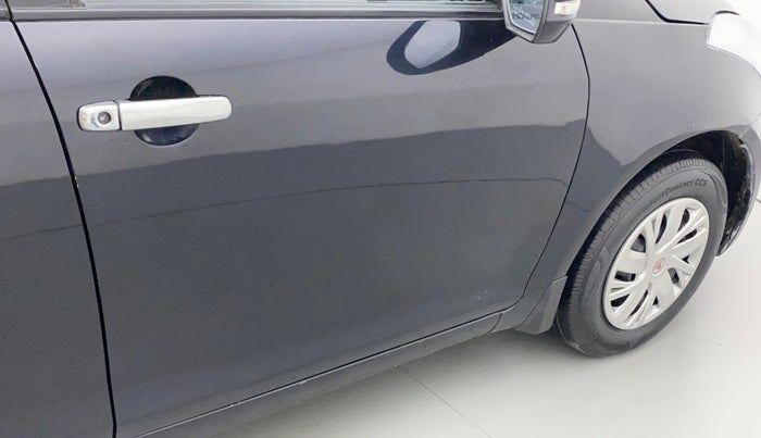 2012 Maruti Swift VXI, Petrol, Manual, 42,605 km, Driver-side door - Minor scratches