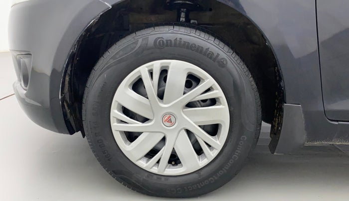 2012 Maruti Swift VXI, Petrol, Manual, 42,605 km, Left Front Wheel