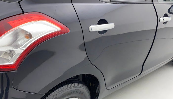 2012 Maruti Swift VXI, Petrol, Manual, 42,605 km, Right quarter panel - Slightly dented