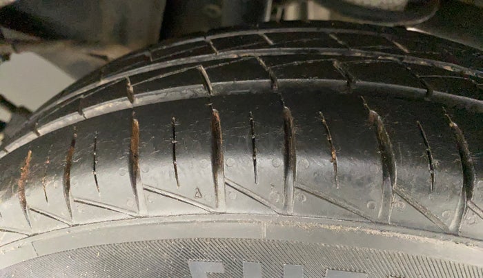 2021 Maruti Alto LXI, Petrol, Manual, 10,952 km, Left Rear Tyre Tread