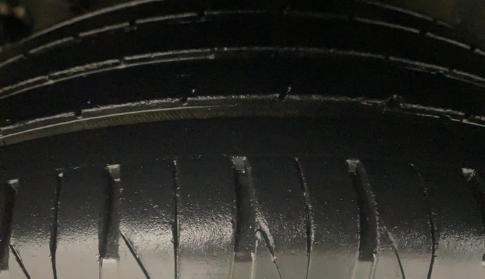 2021 KIA SONET HTX 1.0 IMT, Petrol, Manual, 32,277 km, Right Rear Tyre Tread