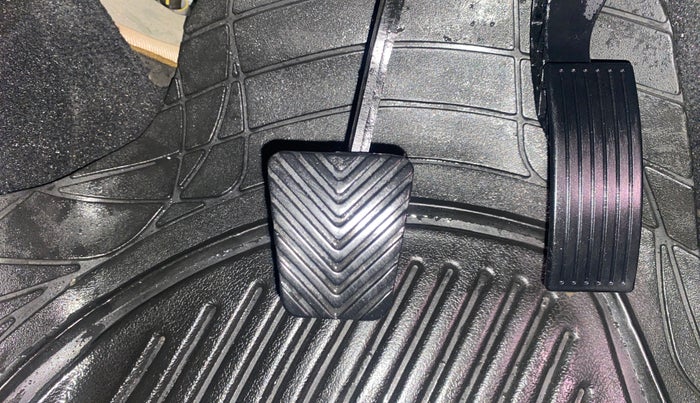 2021 KIA SONET HTX 1.0 IMT, Petrol, Manual, 32,277 km, Pedals