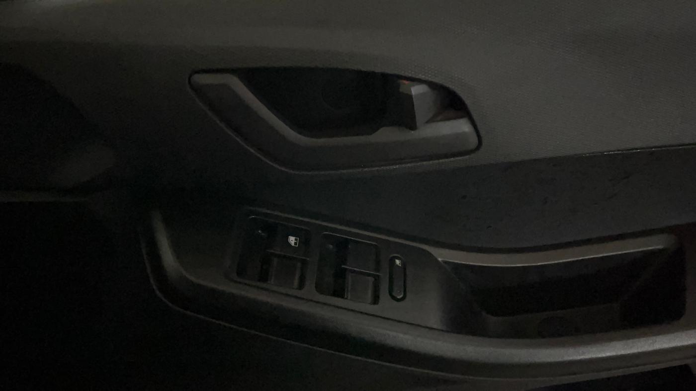 2022 Tata TIAGO NRG XZ AMT, Petrol, Automatic, 27,905 km, Driver Side Door Panels Control