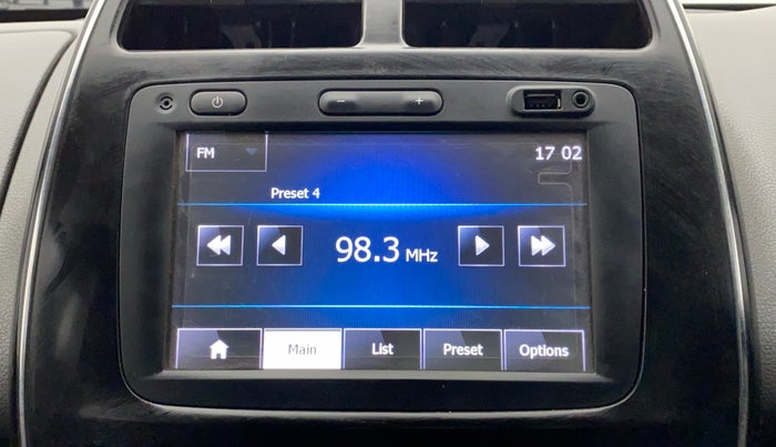 2016 Renault Kwid RXT, Petrol, Manual, 25,138 km, Infotainment System