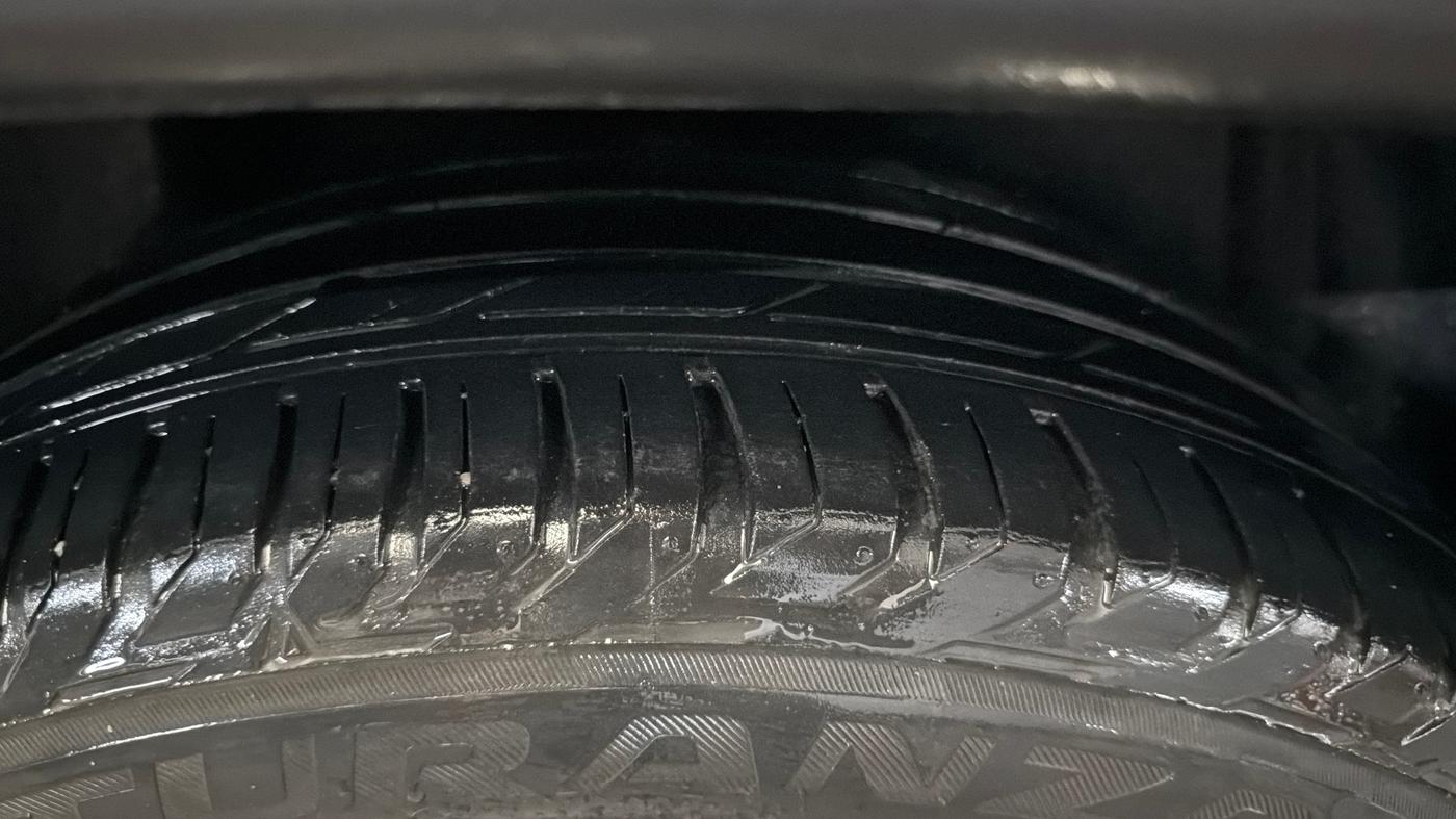 2019 Jeep Compass LIMITED PLUS PETROL AT, Petrol, Automatic, 52,078 km, Right Rear Tyre Tread