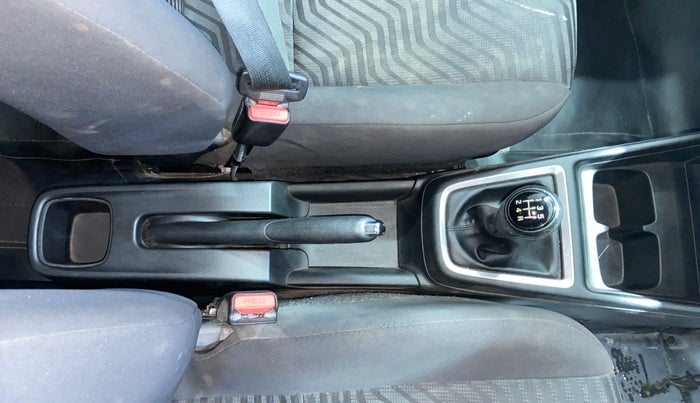 2022 Maruti Swift VXI, Petrol, Manual, 51,095 km, Gear Lever