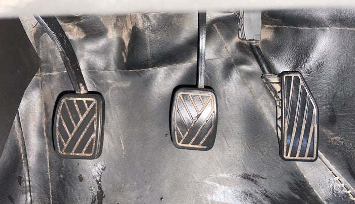 2022 Maruti Swift VXI, Petrol, Manual, 51,095 km, Pedals