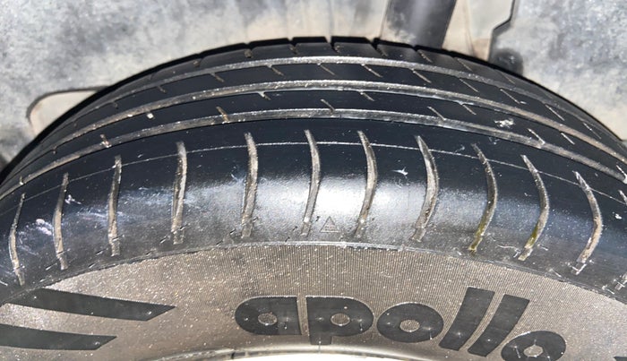 2022 Maruti Swift VXI, Petrol, Manual, 51,095 km, Left Rear Tyre Tread