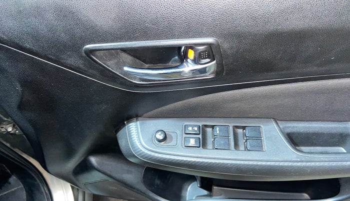 2022 Maruti Swift VXI, Petrol, Manual, 51,095 km, Driver Side Door Panels Control